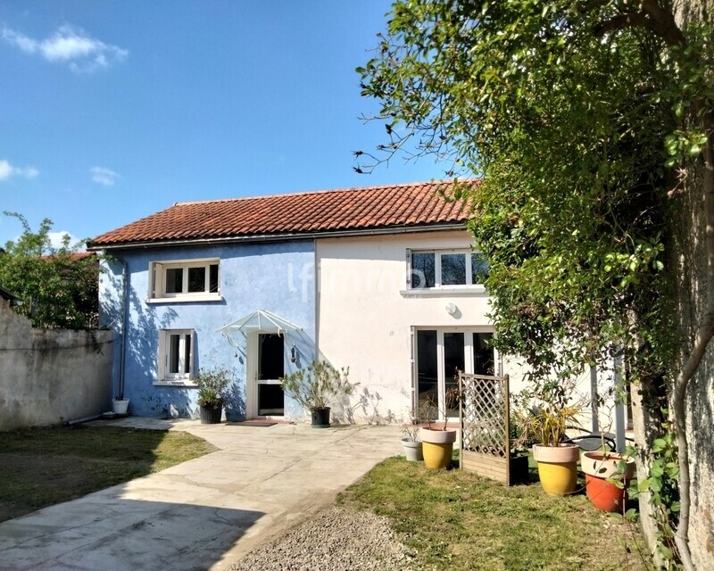 Maison 198m² centre ville de Vic en Bigorre - façade sud