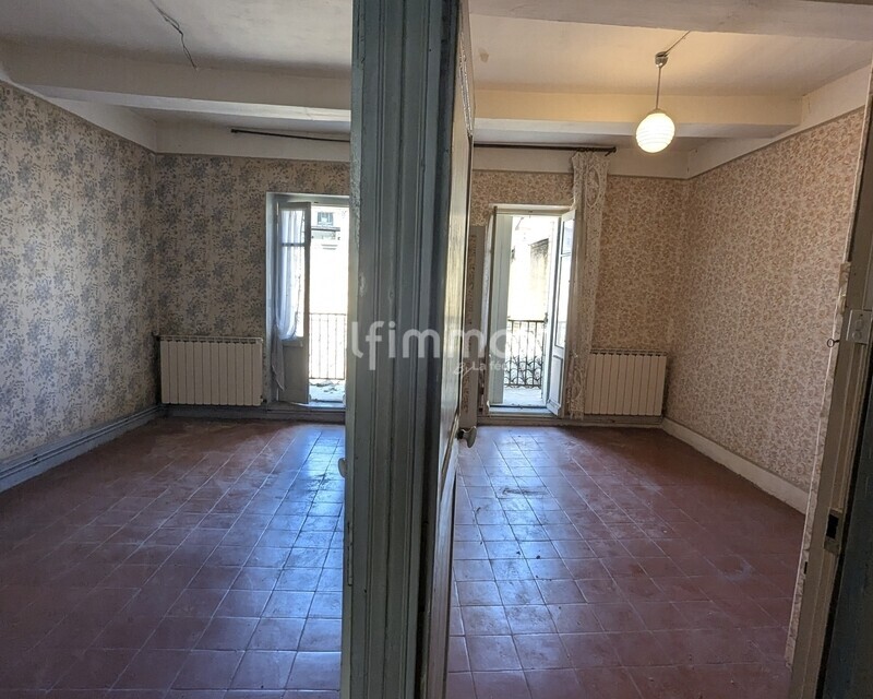 Immeuble à rénover - fort potentiel - Bédarieux - Etage 2 chambres