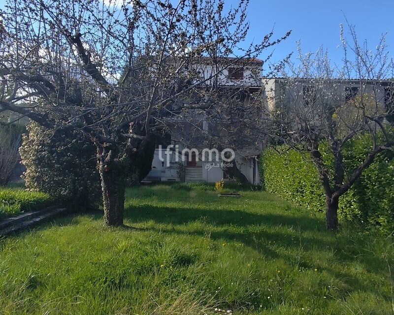 Maison de caractère 175 m² avec terrain, dépendances et vue Durance - Img 20260323 161310