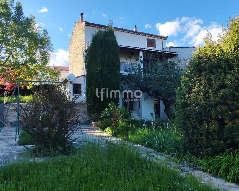 Maison de caractère 175 m² avec terrain, dépendances et vue Durance - 1