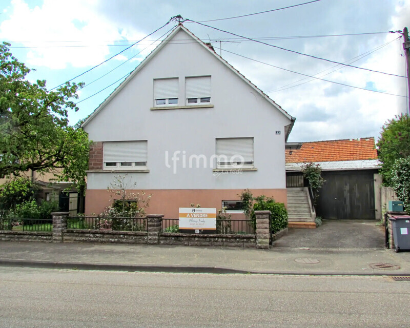 Maison avec une dépendance, sur 7 ares - Ia generated 1776782999