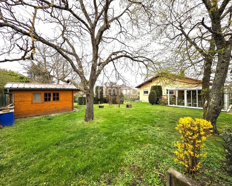 Belle villa d'architecte sur les hauteurs - maison