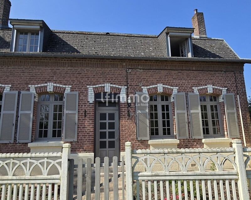 Maison de caractère, au village  - 20260320 120504