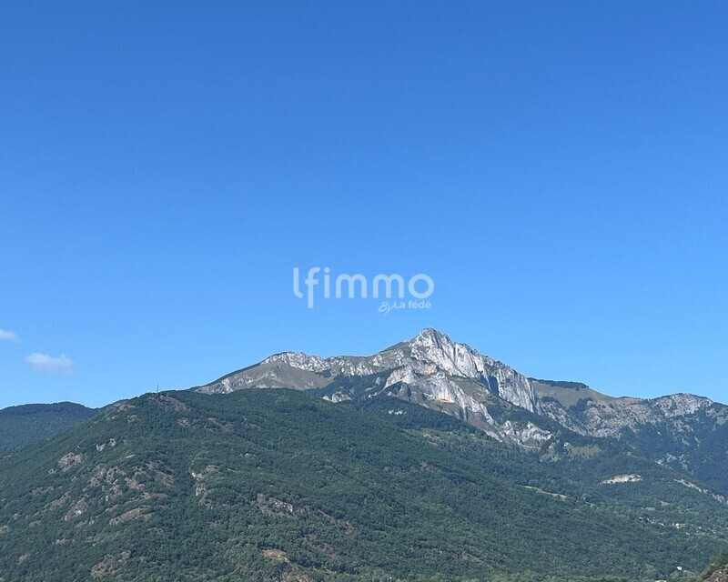 Terrain constructible de 2 260 m² avec vue montagne - Ac84ab8a-12e6-4e1c-b758-23a9e371dcf8