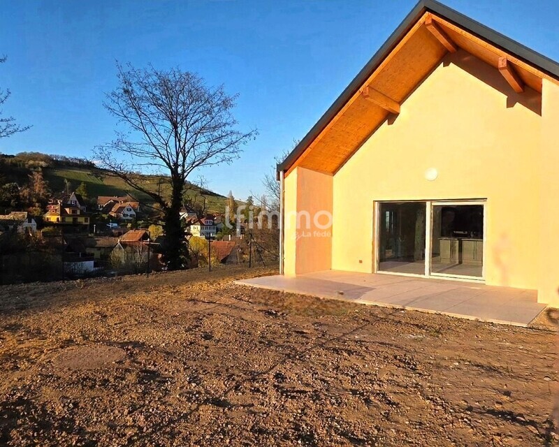 Maison neuve plain-pied Barr – Vue château – RE2020 – 3 chambres - Photo retouche naturelle