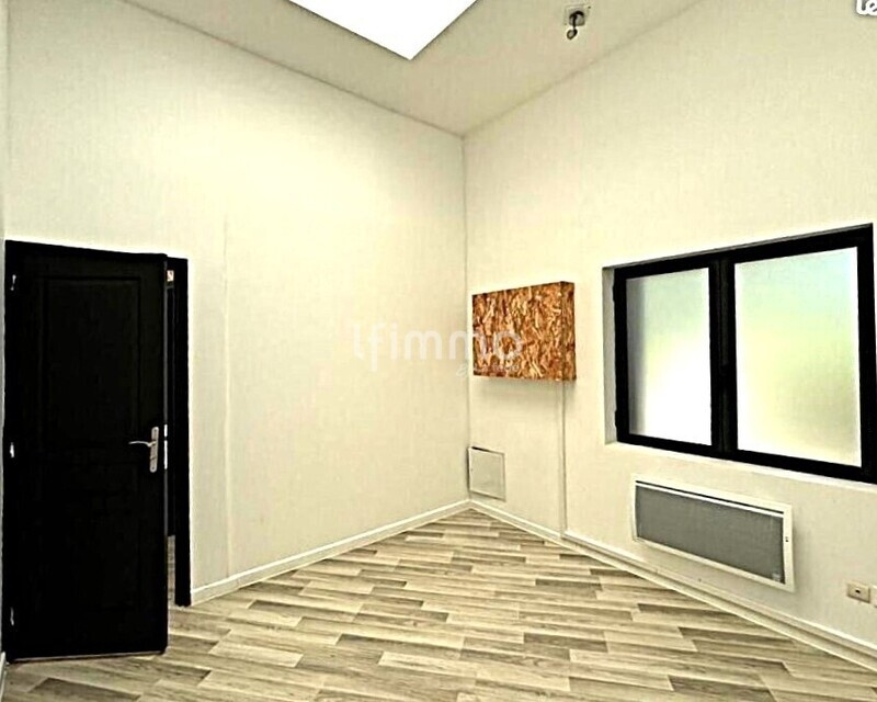 Local professionnel 102m2 à louer Charme industriel, terrasse, parking - 2 loft 70 41m2