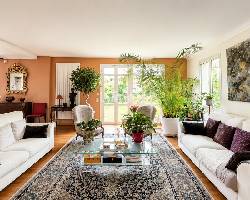 Maison de charme avec grand jardin et terrasse – Calme, proche RER C - Chatgpt image 10 juil. 2026  12 03 56