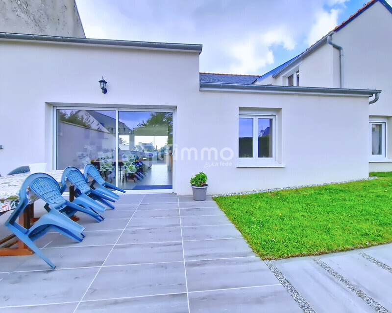 Maison, 6 pièces de 145 m² à Ploéven 29550 - Bierre-ploeven 00004