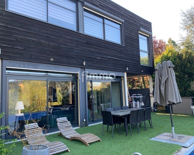 Bien d'exception Epinal - Facade poulet