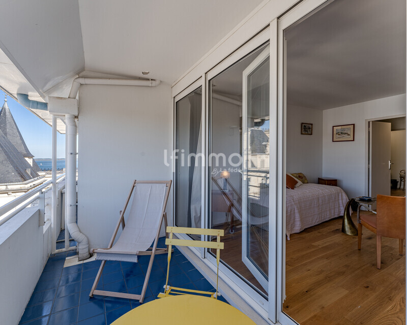 Appartement t1 bis avec terrasse arcachon ville d'été   - 1-balcon-vue-casino-bassin-séjour