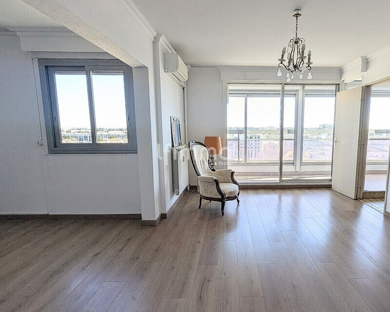 T4 de 84 m² - Parking - Montpellier centre - Sejour