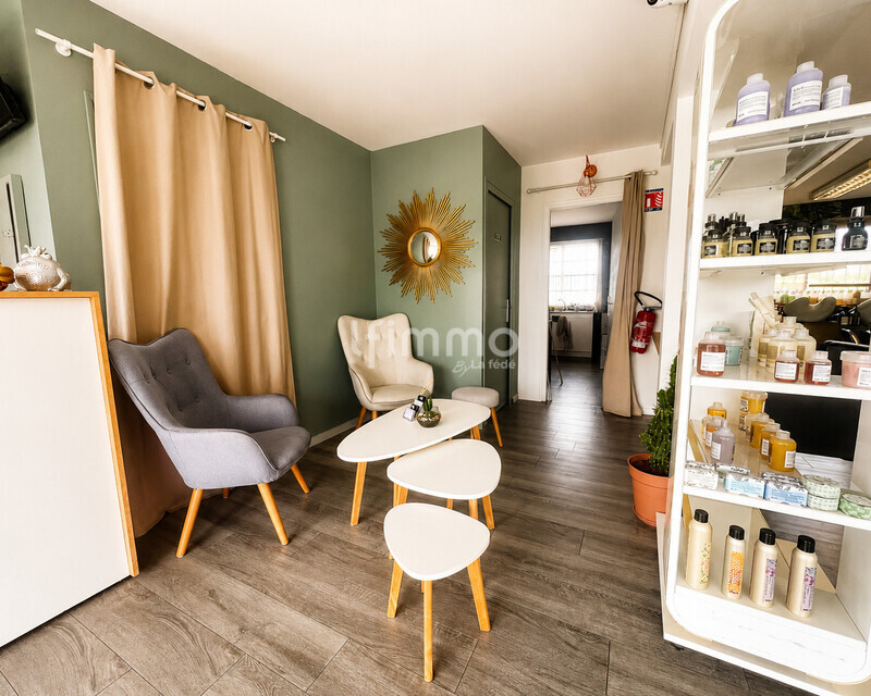 Fond de commerce - coiffure - 33320 Eysines - Entrée
