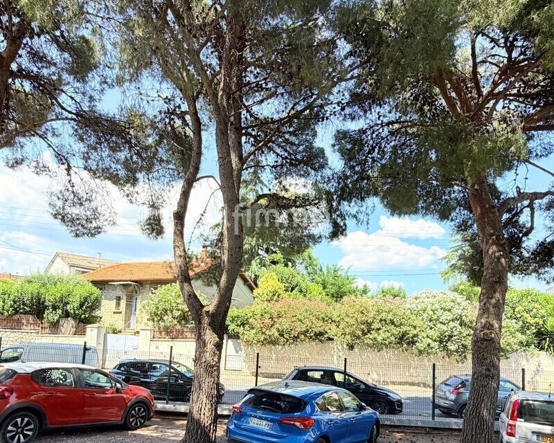 Studio proche centre et transports urbains - 46921533-e0b4-4e20-a090-359e8b698aa0