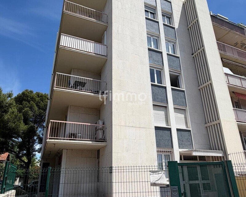 Studio proche centre et transports urbains - 579cb628-f920-4f44-83ca-975be9022bd1