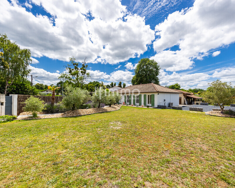 Maison 5 pièces avec grand jardin - Prestations haut de gamme - Carr7926