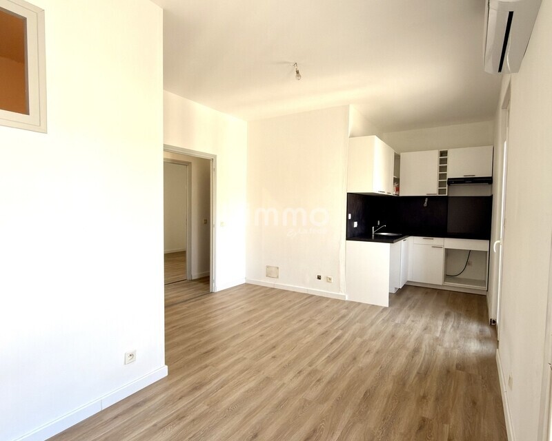 Appartement T3 de 43,5 m2 au premier étage - Alenya - Img 6282