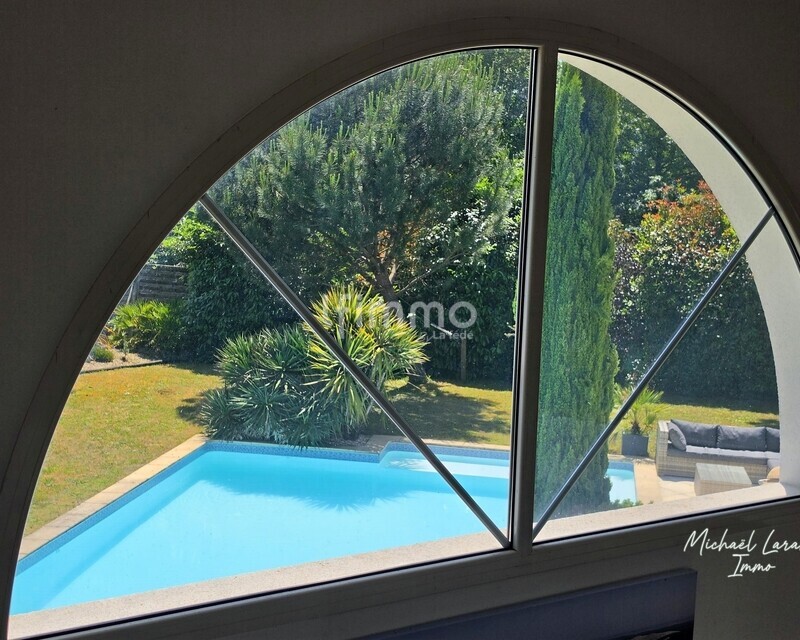 Grande maison familiale avec piscine – 165 m² – Secteur recherché - Vue mezzanine