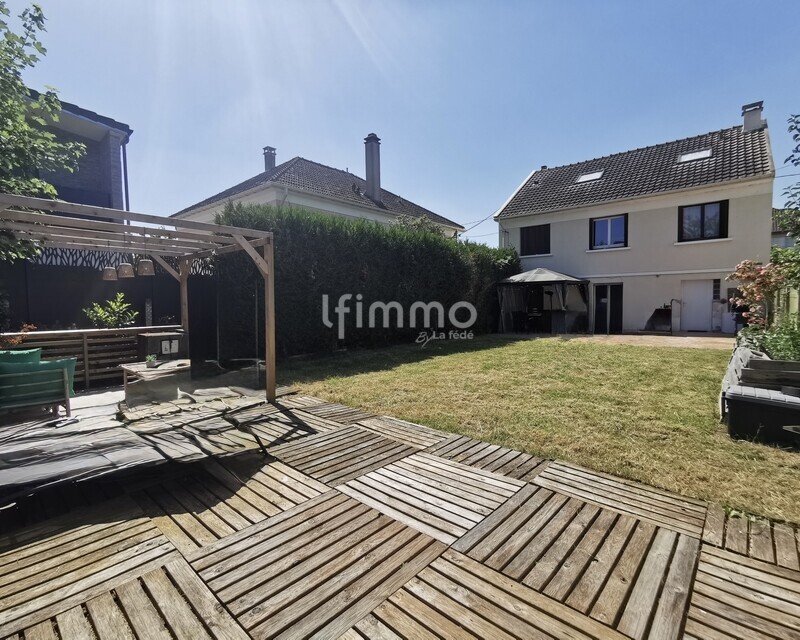 Exclusivité - Champigny Village - Maison 7P 180M² - Img 5768