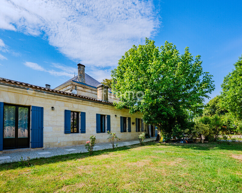 Maison en pierre de plain-pied entièrement rénovée  - 26-0561-cl-0041