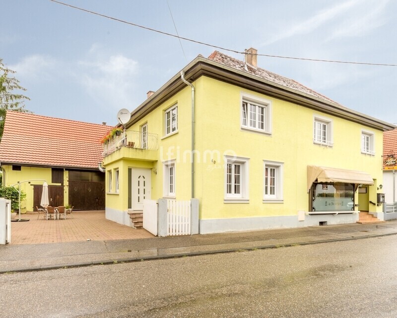 Immeuble mixte 400m² + dépendances sur 20 ares - 644099582 3343151329187721 1545449380842052592 n