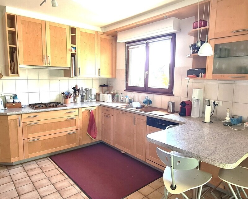 Maison jumelée 5 pièces de 120 m² sous-sol complet et jardin  - 20250531 130825