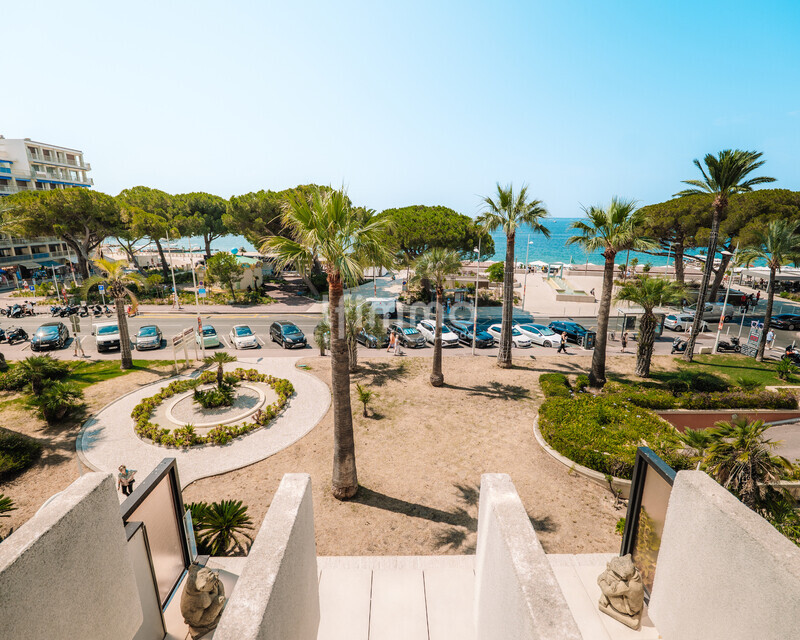Juan-les-Pins, vue mer, 4 pièces d'exception, terrasse, parking, cave - P1176465