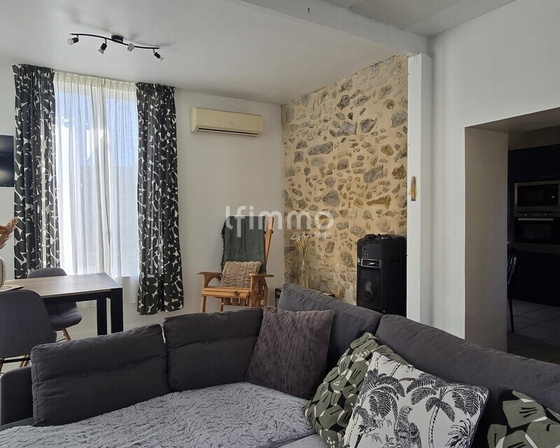 Maison avec grand garage et jardin - 20260704 181750