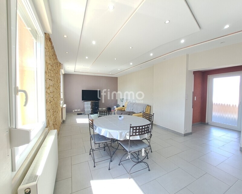 Spacieux appartement 5 pièces de 114,75m² - Yutz - Jb 19