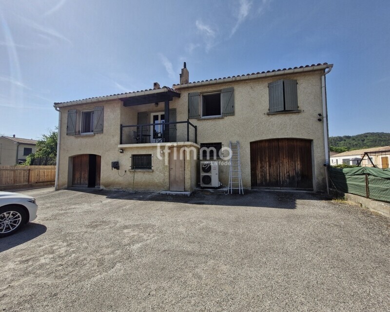 Maison familiale 98m² avec piscine et grands garages – Montazels - 1000065555