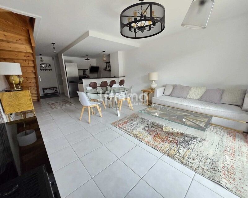 Maison T3 avec terrasse, garage et parking – La Hume - Img-20260719-wa0006
