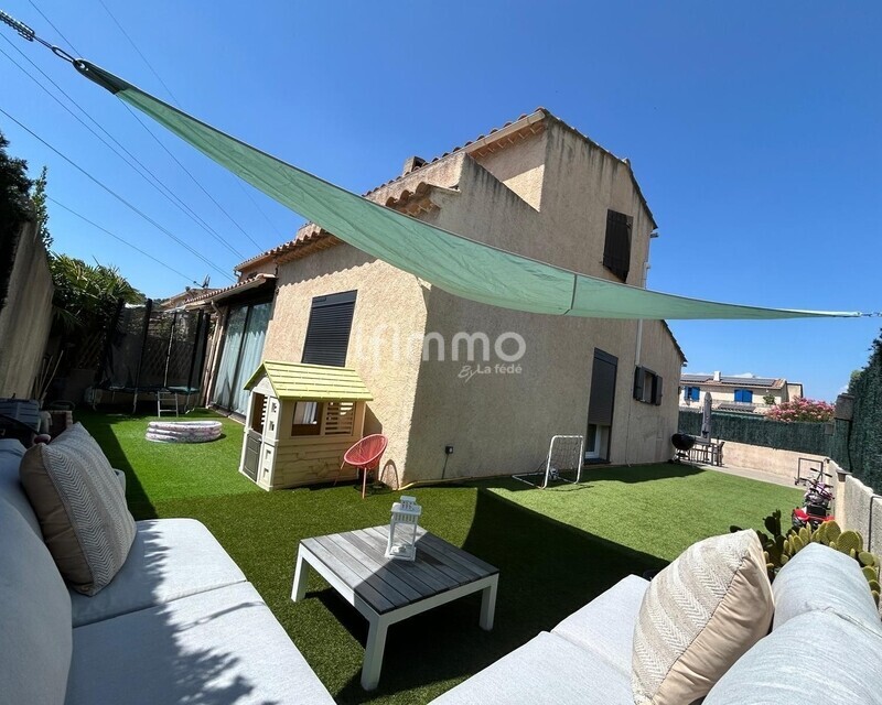Maison de 98 m²  - Img-20260805-wa0003