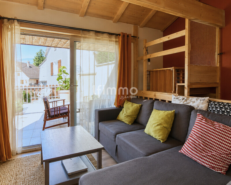 Atypique : 3 ch, garage, terrasse, jardin et terrain agricole  - Maison Lautenbach - le salon