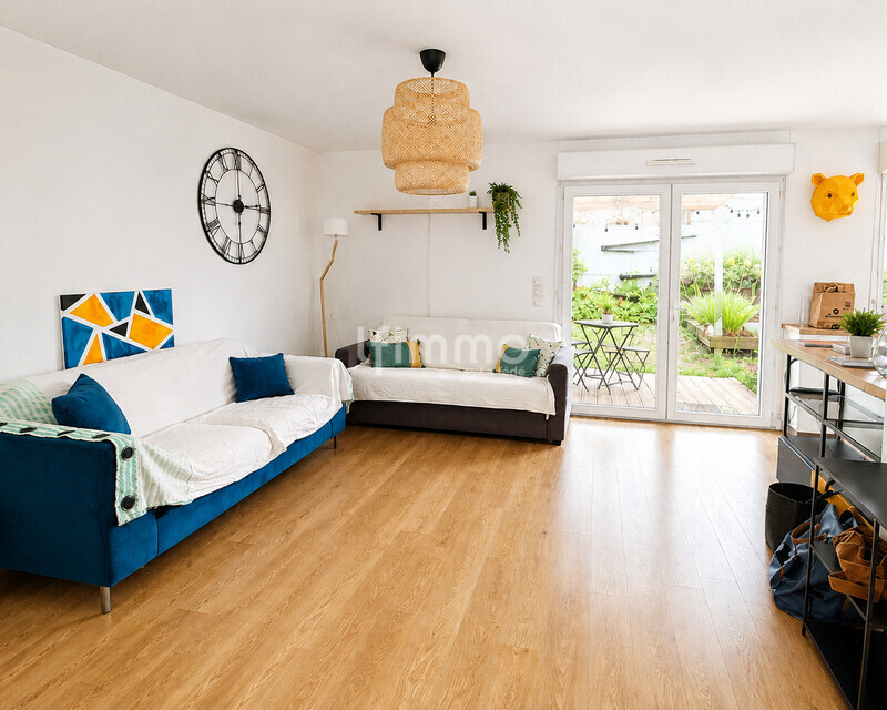 Appartement T2 de 48m2 avec terrasse et parking - Séjour