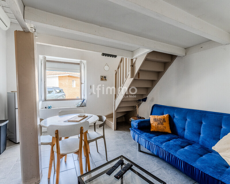 Maison deux pièces extérieurs parkings « à saisir sur offre de prix » - Sejour 1
