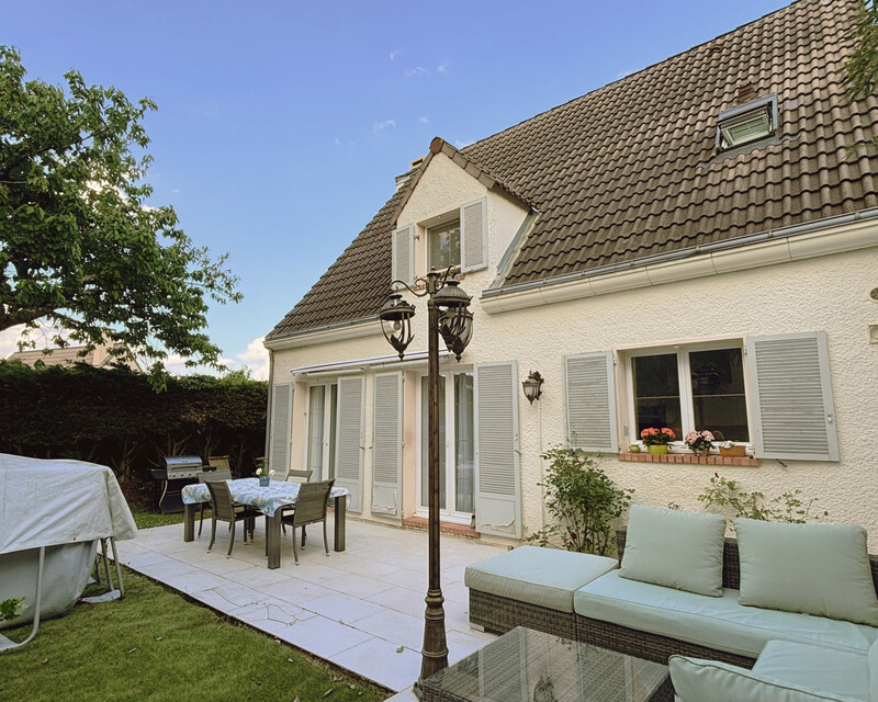 Maison familiale de 6 pièces, 4 chambres, Proche commodités  - Design sans titre  32 