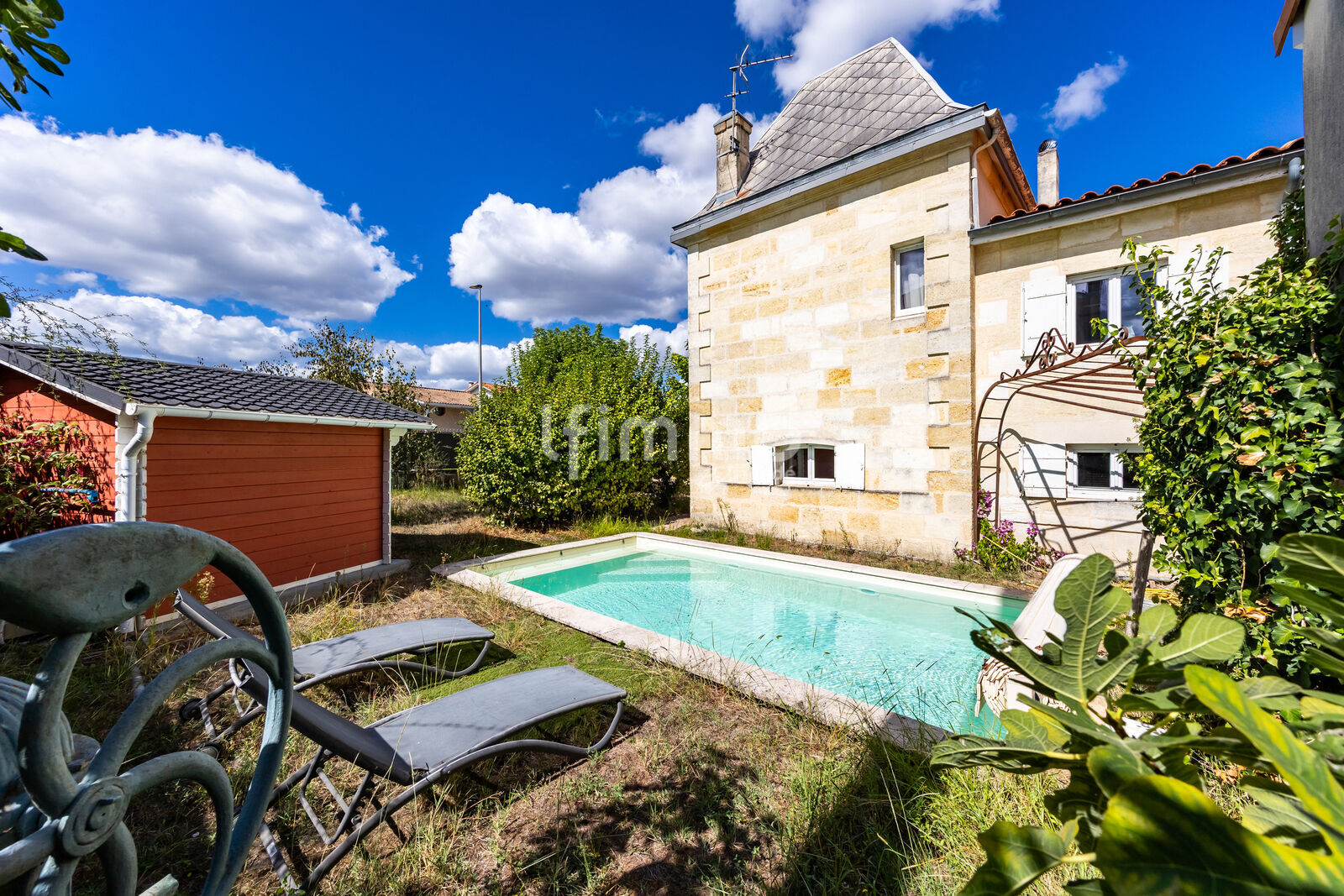 Maison 9 pièces 240 m² · à Pessac · 240 m² · 969 000 €