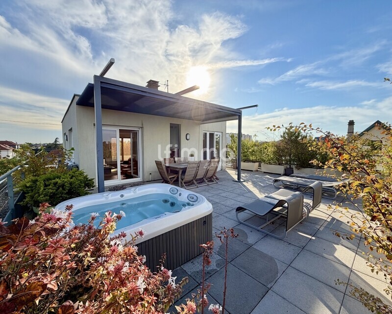 Duplex Rooftop de standing - 126m² - terrasse privative 100m² - Img 4295