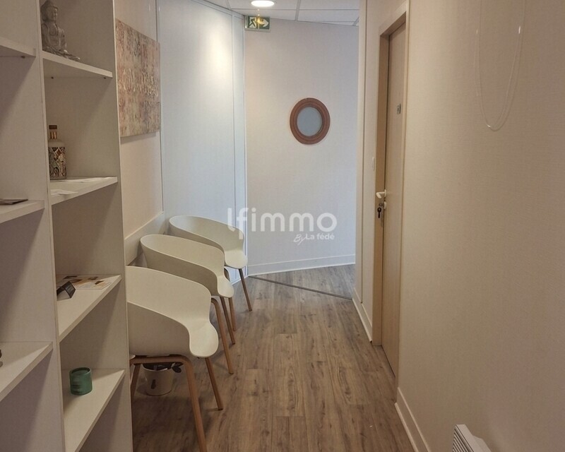Local professionnel - Libourne (33500) - Couloir