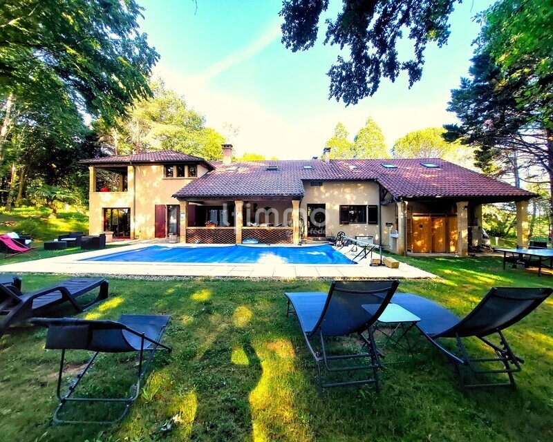 Maison de 263m² sur un terrain d'un hectare au milieu de la nature - 20260611 084525  1 