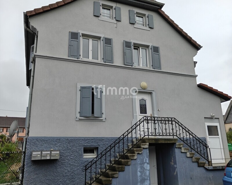 Immeuble de rapport à Pfetterhouse. Proche frontière suisse. - Maison pfetterhouse