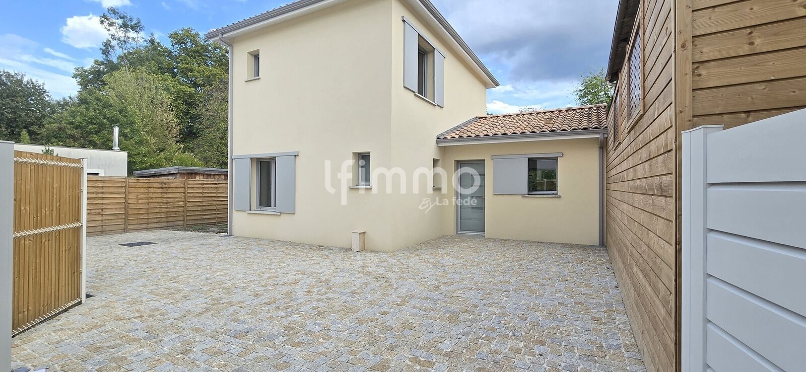 Maison 4 pièces 87 m² · à La Brède · 87 m² · 390 000 €
